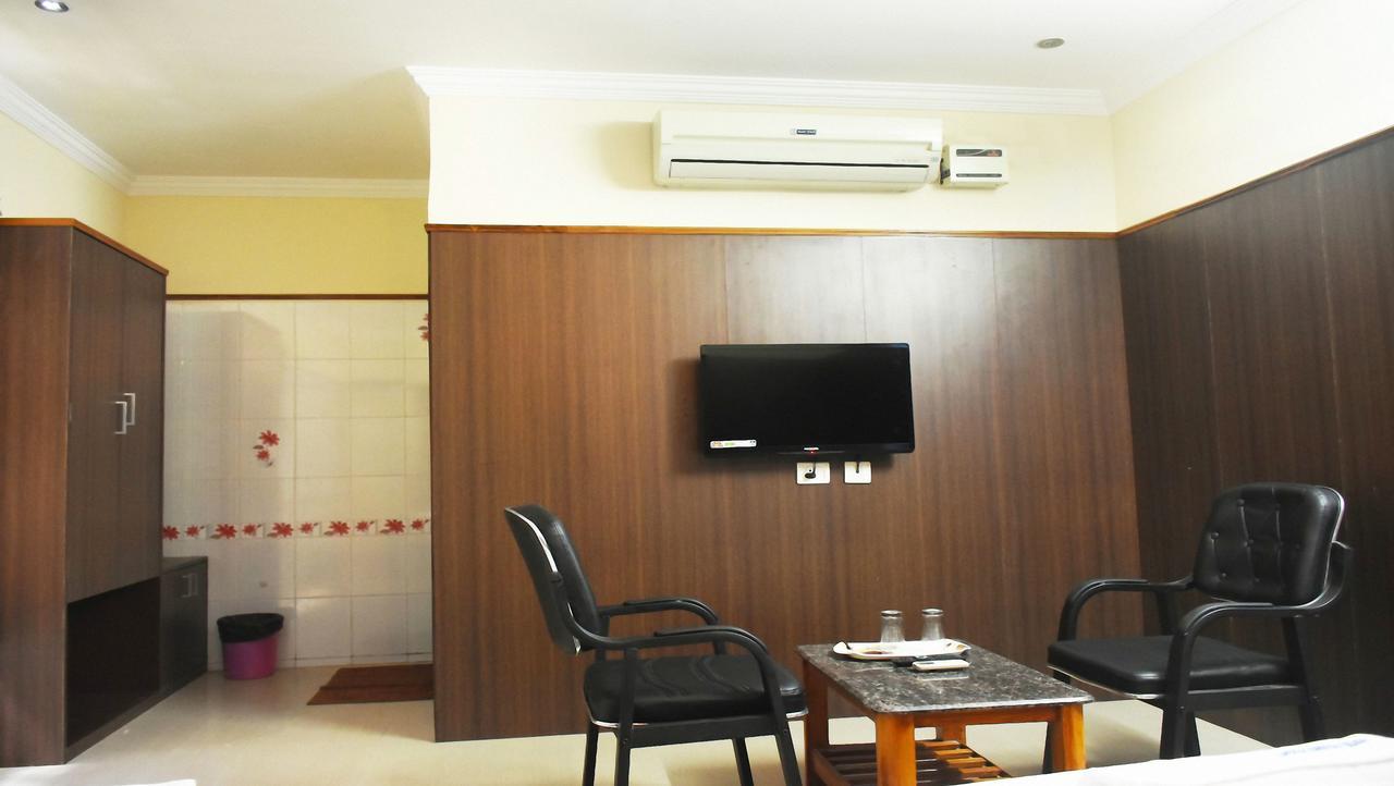 Hotel Govind Heights Tirupati Exterior photo