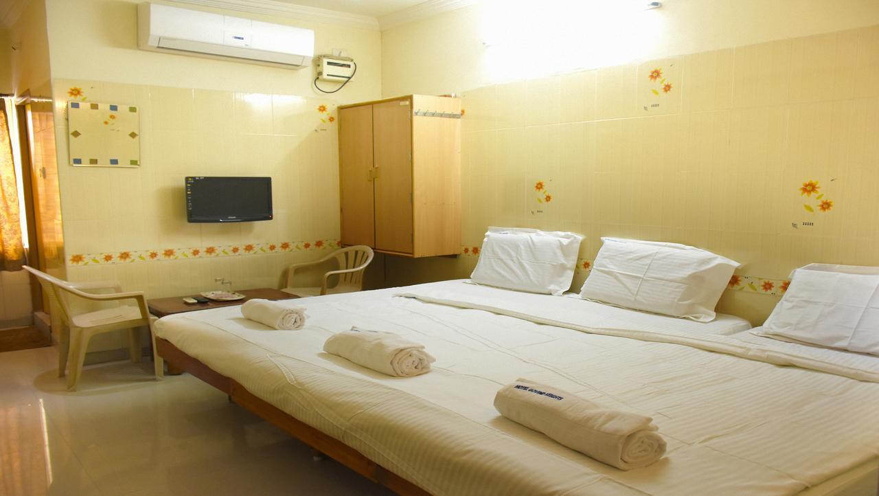 Hotel Govind Heights Tirupati Exterior photo