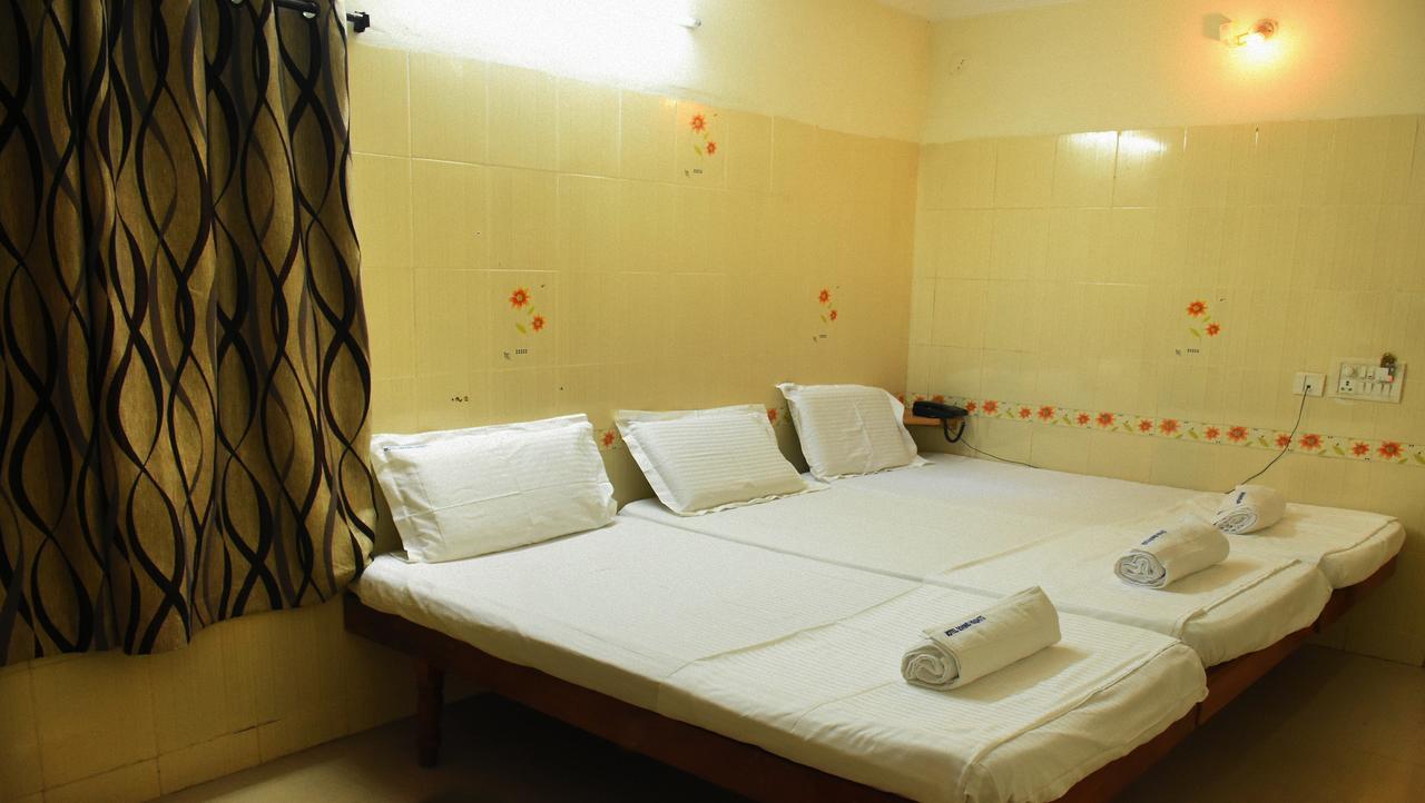 Hotel Govind Heights Tirupati Exterior photo
